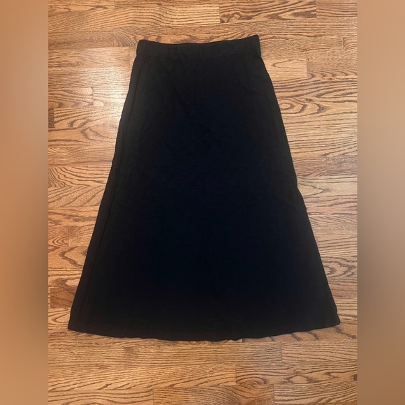 Wilt Classic A-line Black Cotton Skirt
Size: XS - Picture 1 of 7